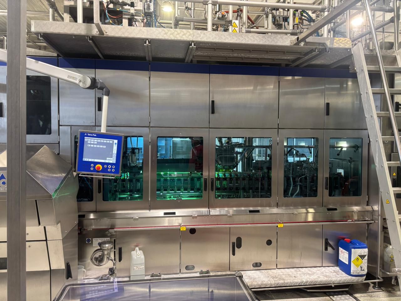 USED TETRA PAK REX TR27 ASEPTIC FILLING AND CAPPING COMPLETE LINE FOR SALE YEAR 2016