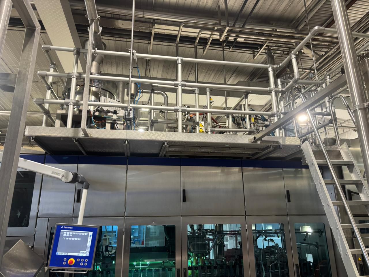 USED TETRA PAK REX TR27 ASEPTIC FILLING AND CAPPING COMPLETE LINE FOR SALE YEAR 2016