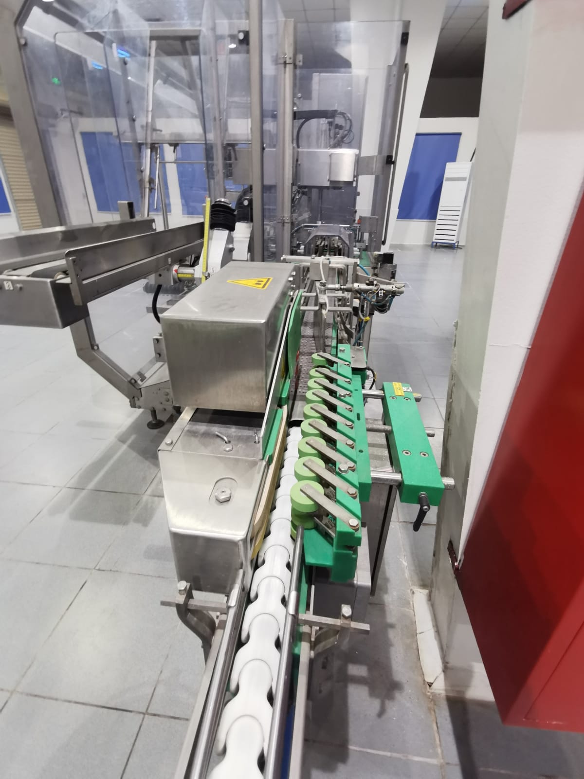 USED SIG COMBIBLOC 712 COMPLETE FILLING LINE FOR SALE