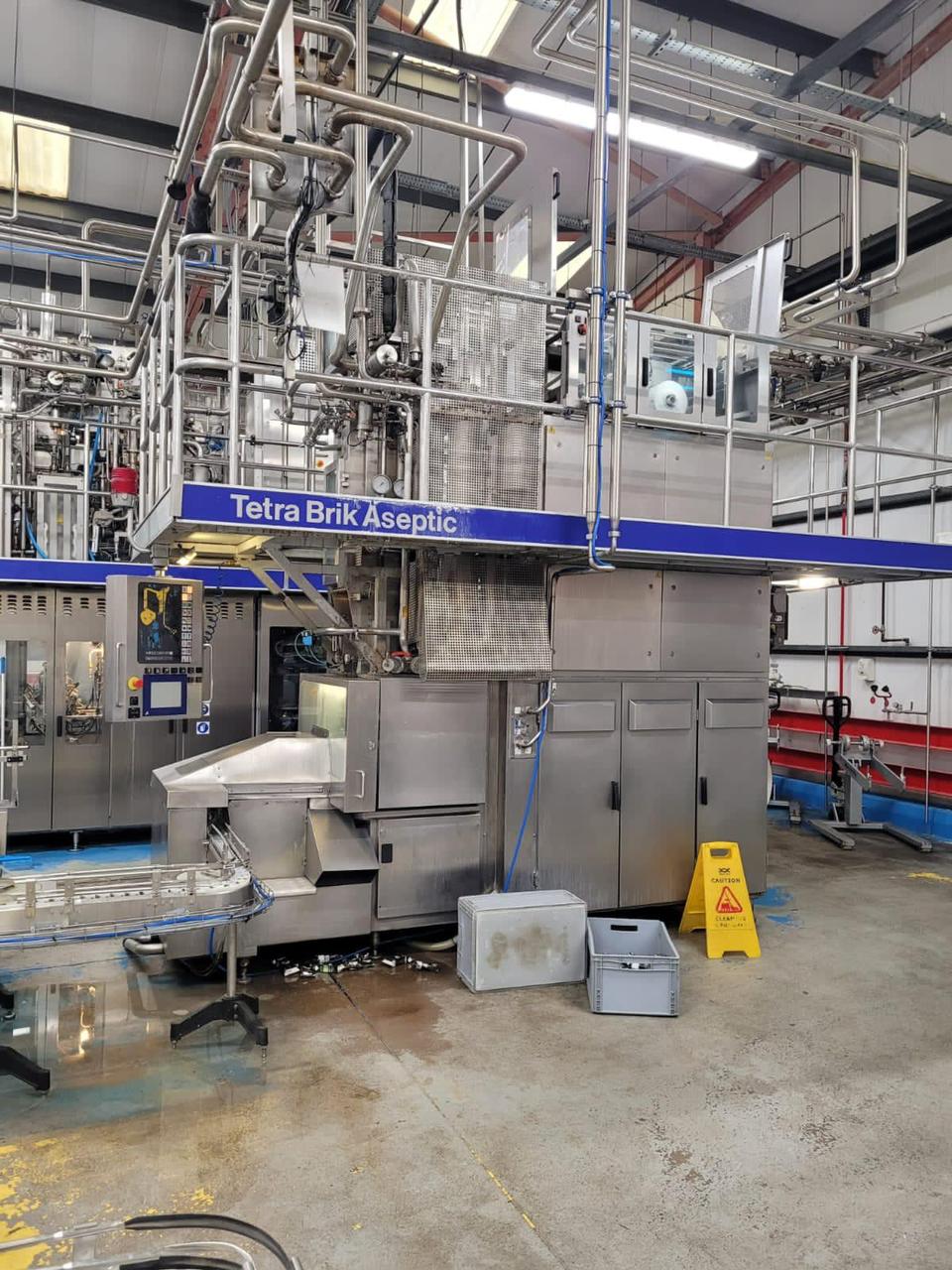 One Used Complete TBA 19 200ml Filling Line and UHT Plant For Sale