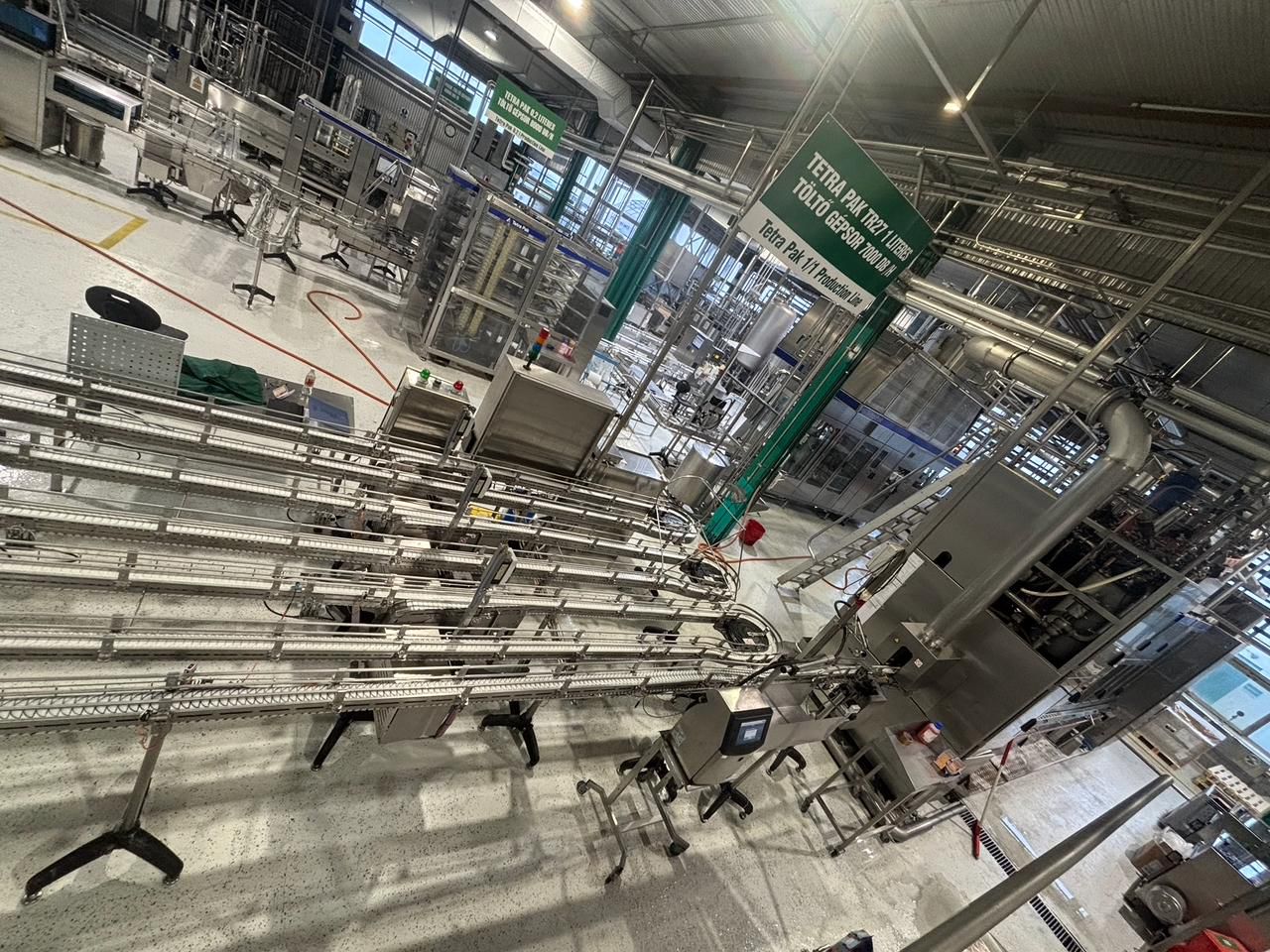 USED TETRA PAK REX TR27 ASEPTIC FILLING AND CAPPING COMPLETE LINE FOR SALE YEAR 2016